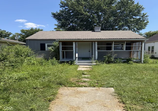1st image of 801 N Grant Ave, Indianapolis, IN 46201 | MLS# 22117595