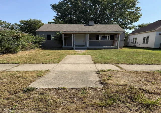 Photo 1 of Sale Pending at 801 N Grant Ave, Indianapolis, IN 46201 | MLS# 22117595 | Listing updated on 2026-10-07
