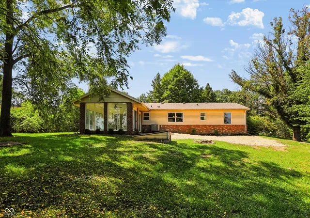 Photo 2 of Sale Pending at 23271 Dunbar Rd, Sheridan, IN 46069 | MLS# 22117608 | Listing updated on 2026-09-19