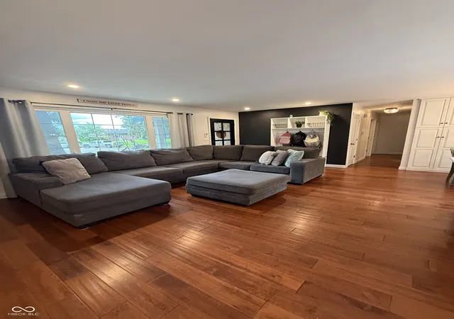 Photo 3 of Single family home for sale at 216 Oakwood, Williamsport, IN 47993 | MLS# 22117613 | Listing updated on 2026-09-01