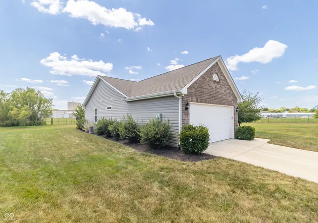 3rd image of 388 Gondola Run, Greenfield, IN 46140 | MLS# 22117615