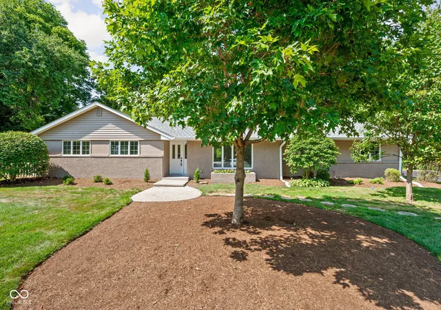 1st image of 624 College Ln, Indianapolis, IN 46240 | MLS# 22117618