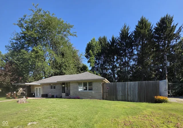 1st image of 710 E North St, Westport, IN 47283 | MLS# 22117626