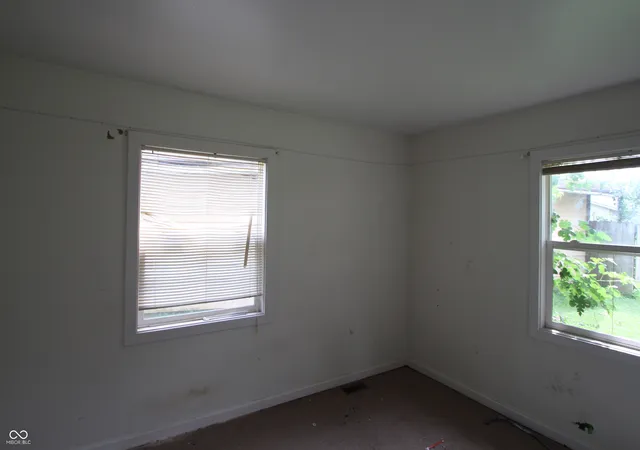 5th image of 3160 Thayer St, Indianapolis, IN 46222 | MLS# 22117628