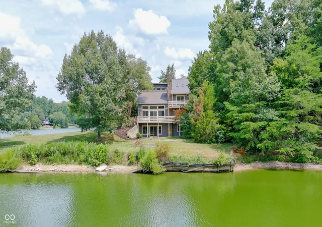 1st image of 1370 Blossom Ct, North Vernon, IN 47265 | MLS# 22117629