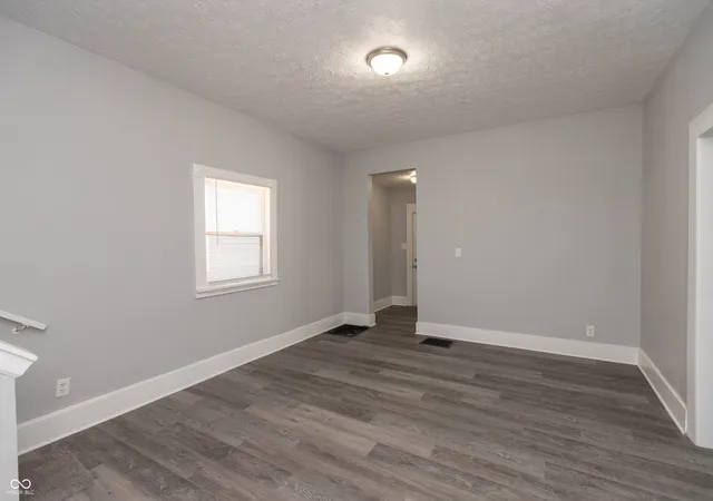 2nd image of 730 E Morris St, Indianapolis, IN 46203 | MLS# 22117630