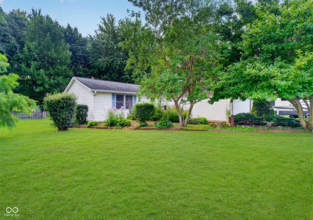 1st image of 2885 W Pear Tree Ln, Crawfordsville, IN 47933 | MLS# 22117642