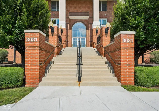Photo 2 of Condo for sale at 8681 Jaffa Ct E Dr #26, Indianapolis, IN 46260 | MLS# 22117648 | Listing updated on 2026-08-14