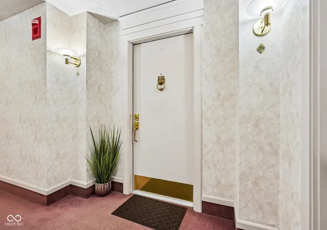 Photo 3 of Condo for sale at 8681 Jaffa Ct E Dr #26, Indianapolis, IN 46260 | MLS# 22117648 | Listing updated on 2026-08-14