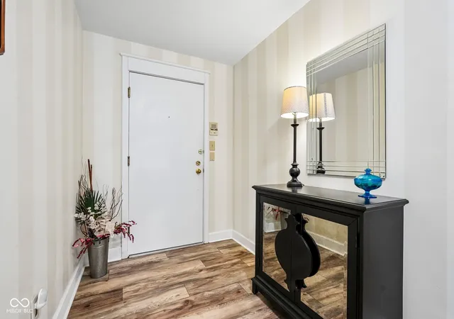 Photo 4 of Condo for sale at 8681 Jaffa Ct E Dr #26, Indianapolis, IN 46260 | MLS# 22117648 | Listing updated on 2026-08-14