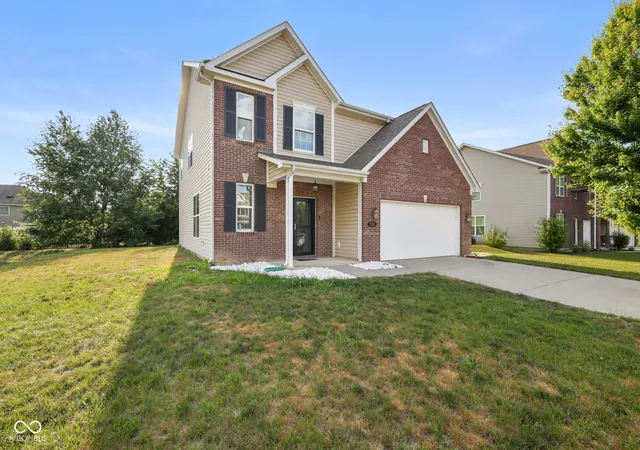 3rd image of 1760 Cumbria Dr, Avon, IN 46123 | MLS# 22117656