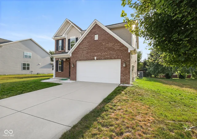 4th image of 1760 Cumbria Dr, Avon, IN 46123 | MLS# 22117656