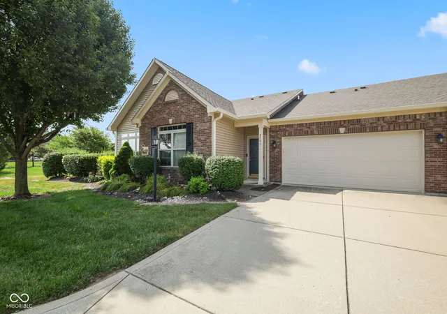 1st image of 2509 Big Bear Ln #15, Indianapolis, IN 46217 | MLS# 22117677