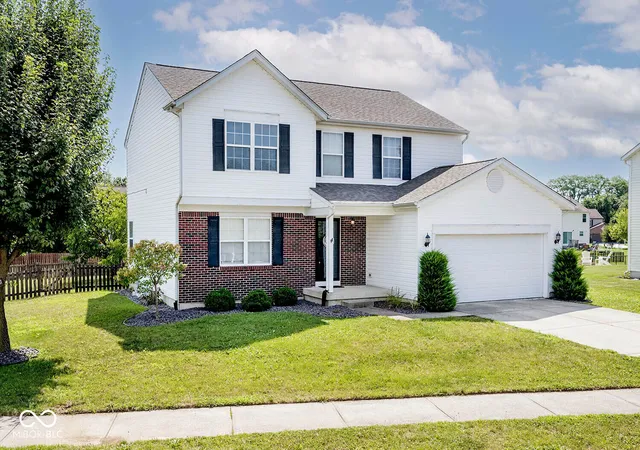 2nd image of 5067 Clay Creek Ln, Plainfield, IN 46168 | MLS# 22117679