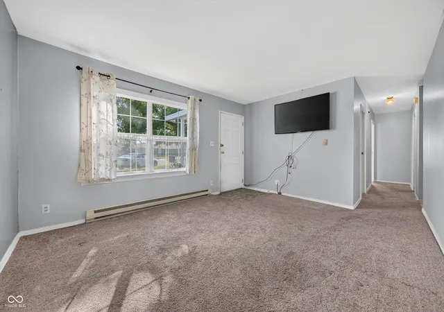 Photo 4 of Single family home for sale at 1522 Wilkie Ct, Elwood, IN 46036 | MLS# 22117687 | Listing updated on 2026-09-16