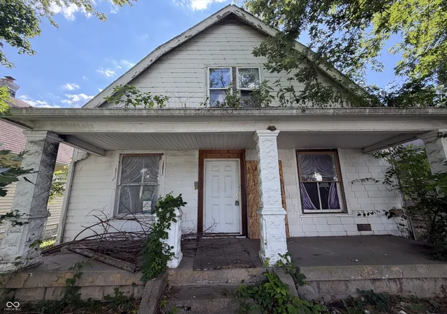 1st image of 640 N Gray St, Indianapolis, IN 46201 | MLS# 22117700