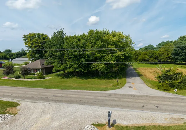 1st image of 3299 3201 W Bear Claw Rd, Trafalgar, IN 46181 | MLS# 22117702