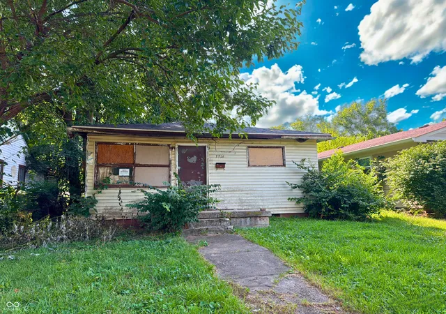 2nd image of 3316 Ralston Ave, Indianapolis, IN 46218 | MLS# 22117707