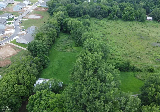 28th image of 16537 Southeastern Pkwy, Fortville, IN 46040 | MLS# 22117712