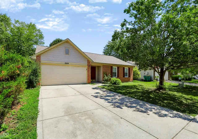 2nd image of 5859 Glen Haven Blvd, Plainfield, IN 46168 | MLS# 22117714