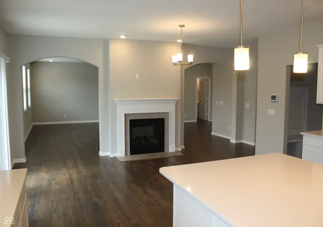 Photo 4 of Single family home for sale at 2360 Oakmont Dr, Plainfield, IN 46168 | MLS# 22117725 | Listing updated on 2026-09-23