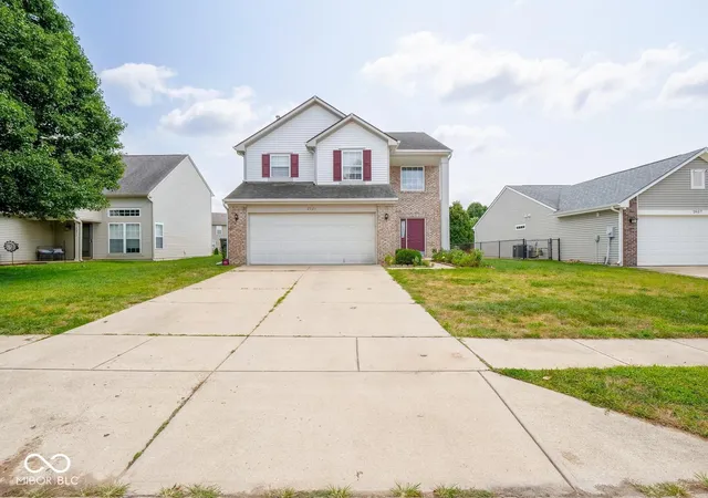 1st image of 2621 Newaygo Dr, Indianapolis, IN 46217 | MLS# 22117727
