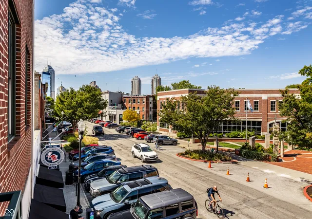 Photo 4 of Condo for sale at 757 Massachusetts Ave #201, Indianapolis, IN 46204 | MLS# 22117728 | Listing updated on 2026-09-19