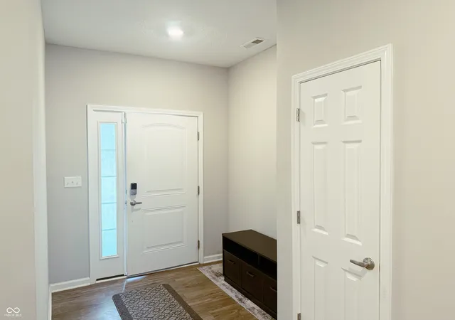 Photo 4 of Single family home for sale at 2538 Riviera Pl, Greenwood, IN 46143 | MLS# 22117742 | Listing updated on 2026-08-07