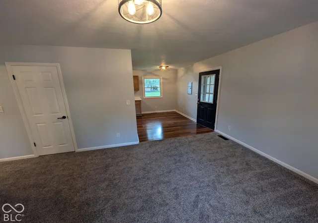 Photo 3 of Single family home for sale at 2791 Woodlawn Dr, Anderson, IN 46013 | MLS# 22117748 | Listing updated on 2026-10-08
