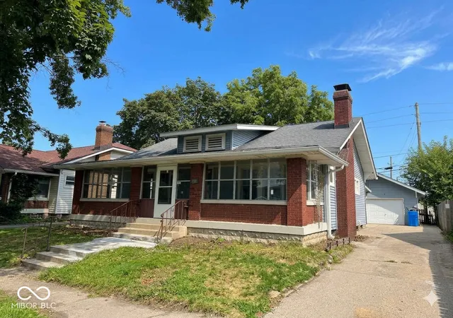 1st image of 853 N Gladstone Ave, Indianapolis, IN 46201 | MLS# 22117757