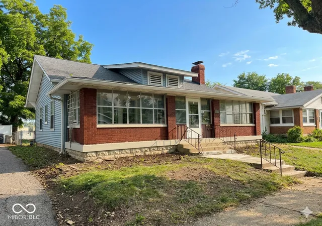 2nd image of 853 N Gladstone Ave, Indianapolis, IN 46201 | MLS# 22117757
