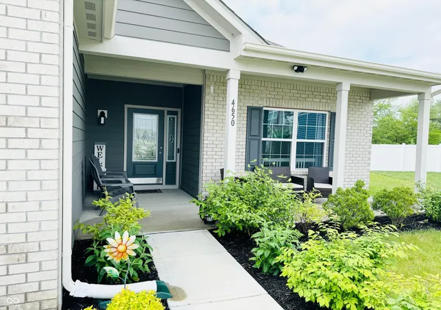 Photo 2 of Single family home for sale at 4650 Darla Ct, Indianapolis, IN 46239 | MLS# 22117767 | Listing updated on 2026-10-06