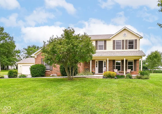 1st image of 22304 Lamong Rd, Sheridan, IN 46069 | MLS# 22117777