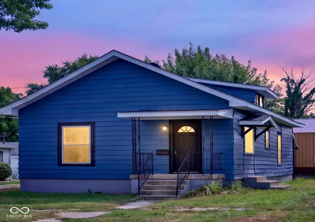 1st image of 106 S Pine St, Crawfordsville, IN 47933 | MLS# 22117783