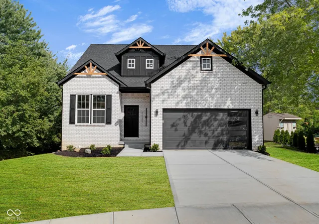 1st image of 1121 Brookside Ct, Avon, IN 46123 | MLS# 22117820
