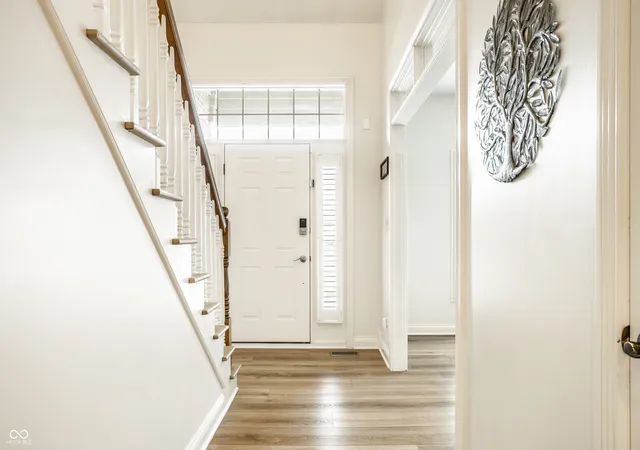 5th image of 2422 Winfield Dr, Carmel, IN 46032 | MLS# 22117822