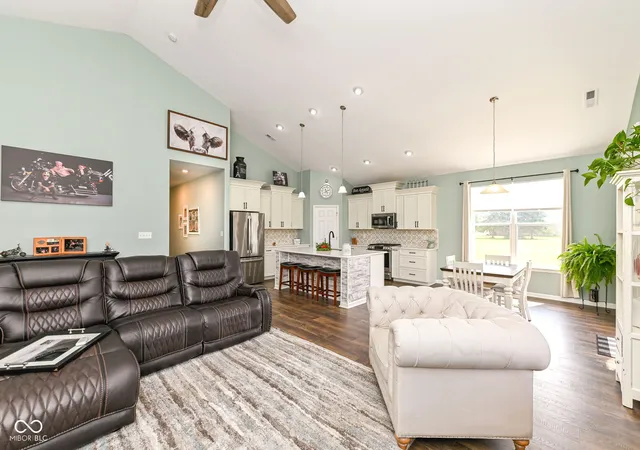 3rd image of 5705 W 900 N, Mc Cordsville, IN 46055 | MLS# 22117830