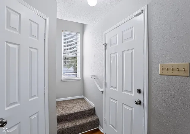 Photo 4 of Sale Pending at 2352 Collins Way, Greenfield, IN 46140 | MLS# 22117835 | Listing updated on 2026-09-28