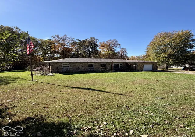 Photo 1 of Single family home for sale at 5819 Old Morgantown Rd, Martinsville, IN 46151 | MLS# 22117836 | Listing updated on 2026-10-26
