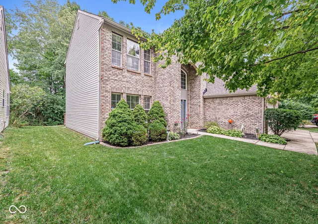 3rd image of 7242 Coppermill Ct, Indianapolis, IN 46254 | MLS# 22117844