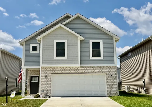 1st image of 1424 Wigwam Ln, Martinsville, IN 46151 | MLS# 22117854