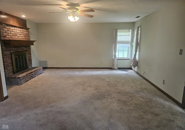 3rd image of 946 Johnathan Dr, Plainfield, IN 46168 | MLS# 22117857