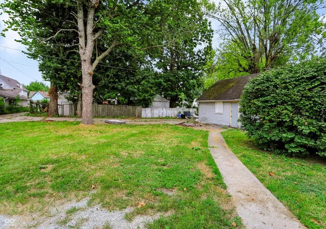 2nd image of 1542 Walnut, Anderson, IN 46016 | MLS# 22117860