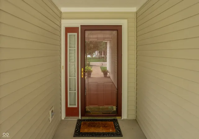 Photo 4 of Sale Pending at 14969 Montclair Dr, Westfield, IN 46074 | MLS# 22117863 | Listing updated on 2026-09-02