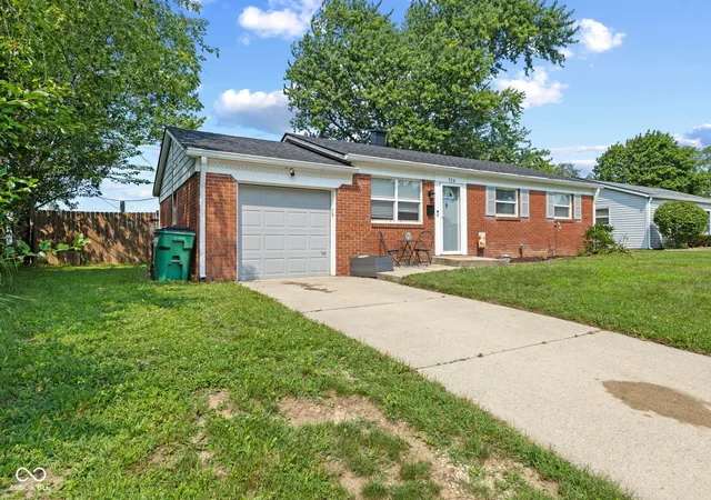 3rd image of 724 Maple Ln, Brownsburg, IN 46112 | MLS# 22117874