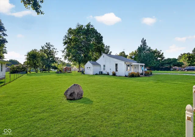 3rd image of 850 Washington Ave, Cicero, IN 46034 | MLS# 22117879