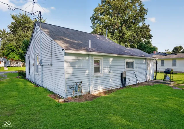 32nd image of 850 Washington Ave, Cicero, IN 46034 | MLS# 22117879