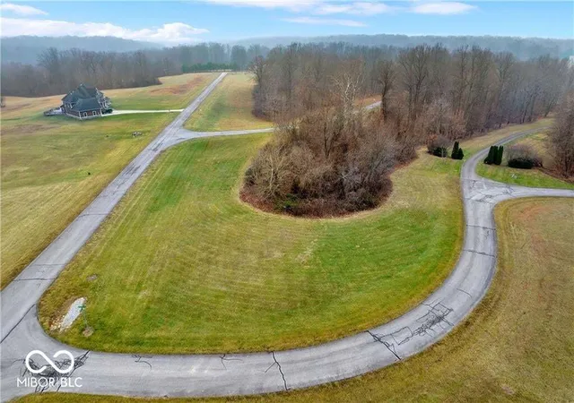 2nd image of 3169 Kestrel Ct, Martinsville, IN 46151 | MLS# 22117884