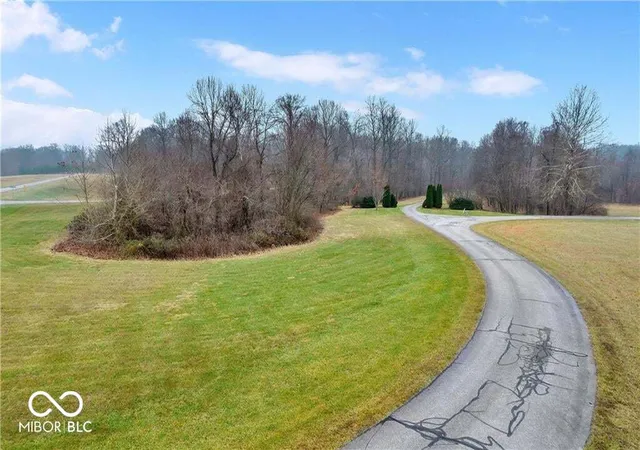 3rd image of 3169 Kestrel Ct, Martinsville, IN 46151 | MLS# 22117884