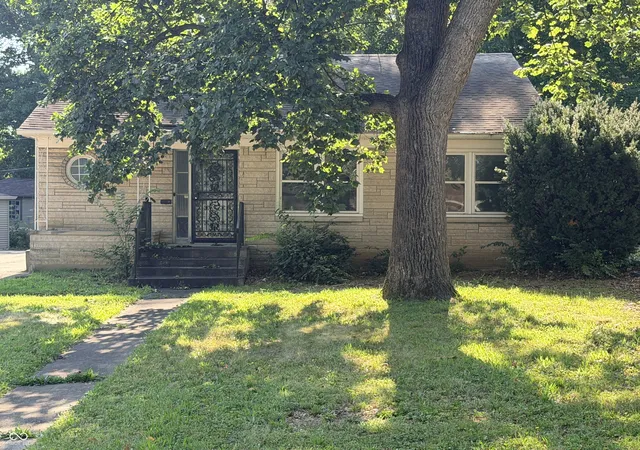 1st image of 5917 Carrollton Ave, Indianapolis, IN 46220 | MLS# 22117887